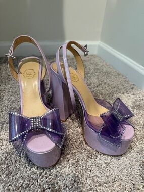 Nalebe lavender platform rhinestone bow heels